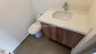 Apartamento en arriendo en Ciudad Del Rio, Medellín · foto 8 de 11