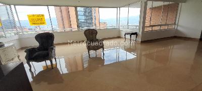 Apartamento de 3 alcobas en arriendo en El Tesoro, Medellín, 163 m² · foto 2 de 10