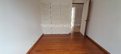 Apartamento de 3 alcobas en arriendo en El Tesoro, Medellín, 163 m² · foto 7 de 10