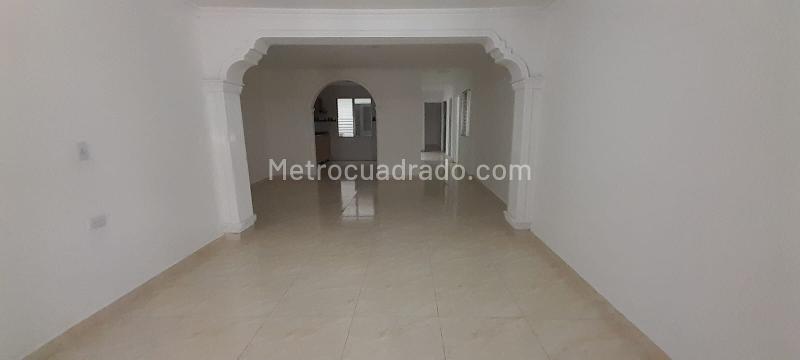 Spacious 3BR House Near Holaya Herrera