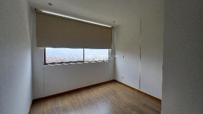 Apartamento de 2 alcobas en arriendo en Los Balsos 1, Medellín, 75 m² · foto 4 de 9
