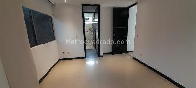 Apartamento de 3 alcobas en arriendo en Asomadera 1, Medellín, 160 m² · foto 4 de 11