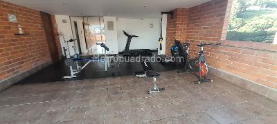 Apartamento de 3 alcobas en arriendo en Asomadera 1, Medellín, 160 m² · foto 11 de 11