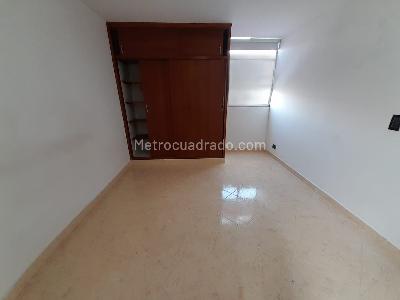 Apartamento de 2 alcobas en arriendo en Asomadera 1, Medellín, 50 m² · foto 12 de 18