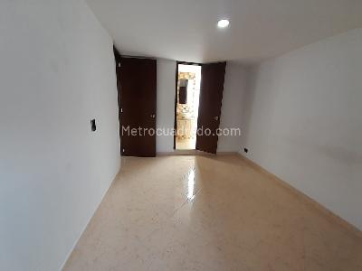 Apartamento de 2 alcobas en arriendo en Asomadera 1, Medellín, 50 m² · foto 13 de 18