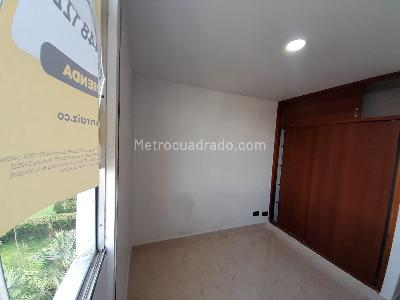 Apartamento de 2 alcobas en arriendo en Asomadera 1, Medellín, 50 m² · foto 15 de 18