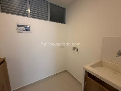 Apartamento en arriendo en Ciudad Del Rio, Medellín · foto 6 de 18