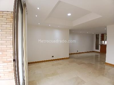 Apartamento de 3 alcobas en arriendo en Loma De Los Parra, Medellín, 135 m² · foto 7 de 10