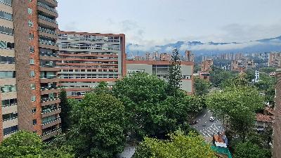 Apartamento de 2 alcobas en arriendo en Bosques De Zuñiga, Envigado, 95 m² · foto 8 de 19