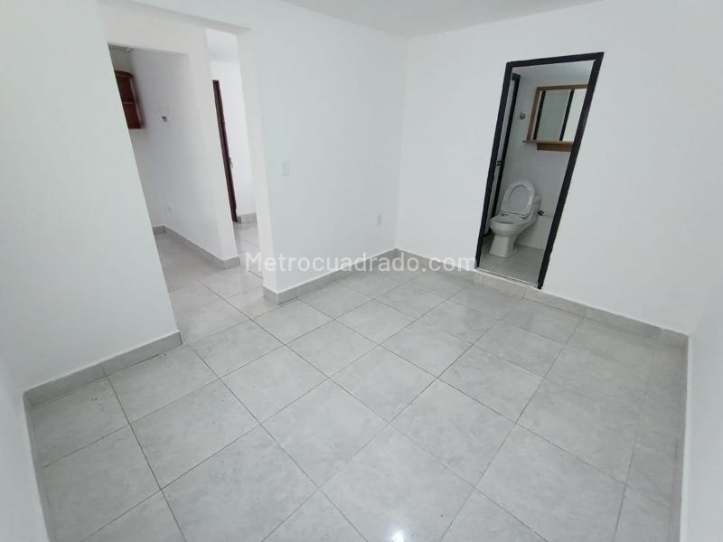 Apartamento de 4 Alcobas en Santa Fe con Distribución Amplia - 6