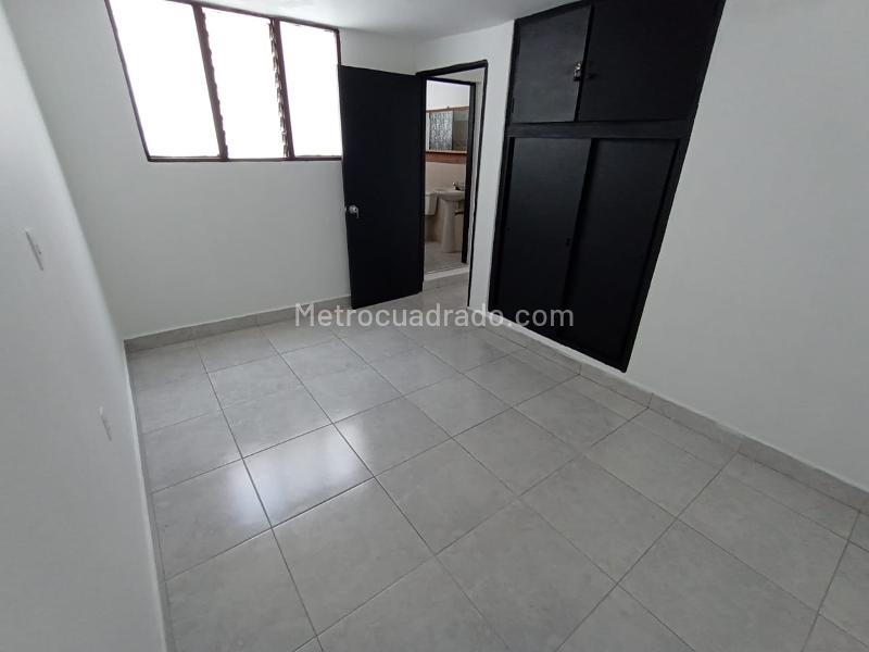 Apartamento de 4 Alcobas en Santa Fe con Distribución Amplia - 7