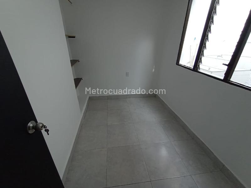 Apartamento de 4 Alcobas en Santa Fe con Distribución Amplia - 8