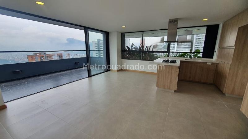 Bright 3BR Apartment with Pool in Asomadera 1 - 5