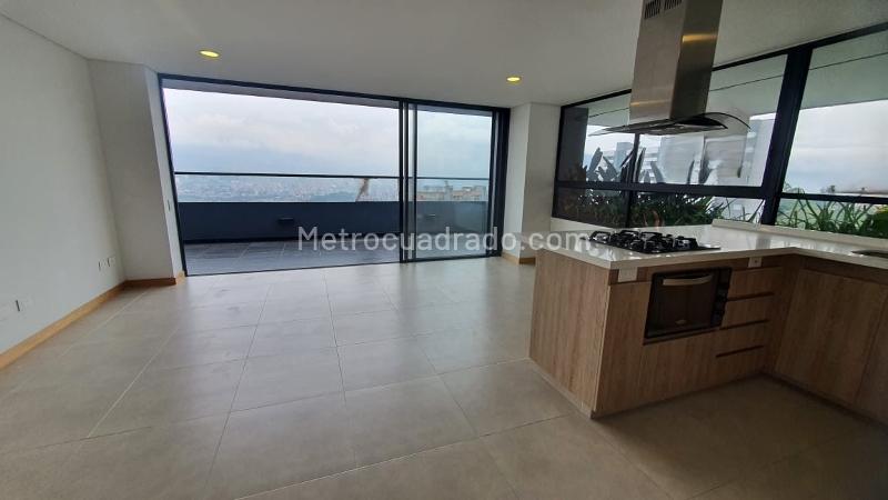 Bright 3BR Apartment with Pool in Asomadera 1 - 6