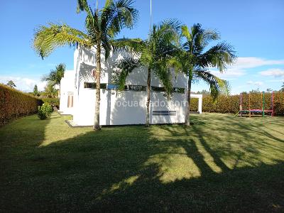 Casa de 5 alcobas en arriendo en Vereda Llanogrande, Rionegro, 1500 m² · foto 14 de 18