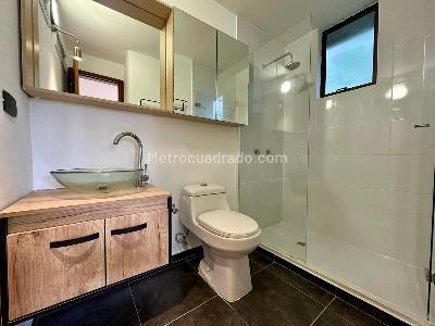 Apartamento de 1 alcoba en arriendo en Los Balsos 1, Medellín, 76 m² · foto 12 de 13
