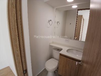 Apartamento en arriendo en Cabañitas, Bello · foto 13 de 15