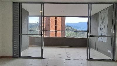 Apartamento en arriendo en Loma De San Jose, Sabaneta · foto 7 de 18