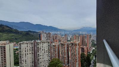 Apartamento en arriendo en Loma De San Jose, Sabaneta · foto 8 de 18