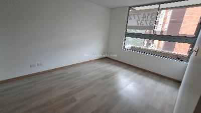 Apartamento en arriendo en Loma De San Jose, Sabaneta · foto 11 de 18