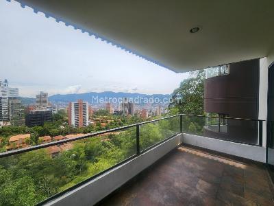 Apartamento de 4 alcobas en arriendo en Los Balsos 1, Medellín, 200 m² · foto 9 de 9