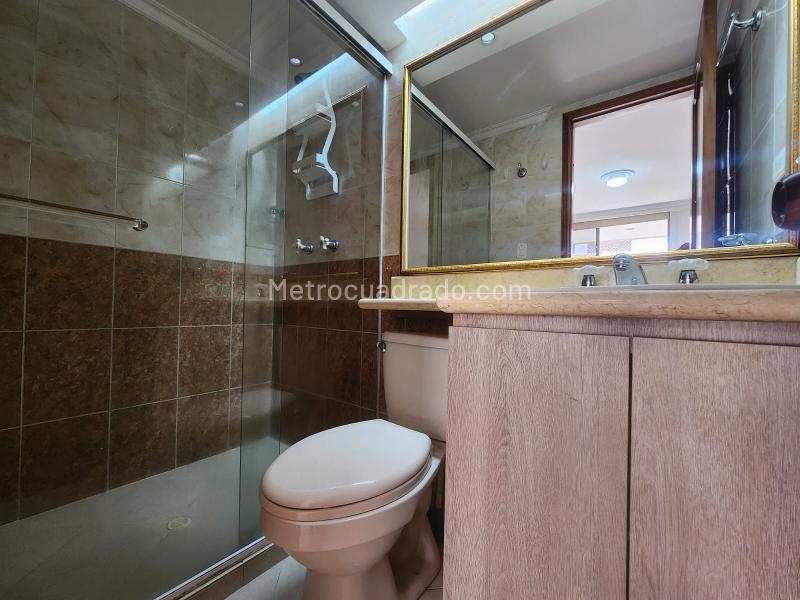 3BR Apartment with Great Location in Laureles - 5