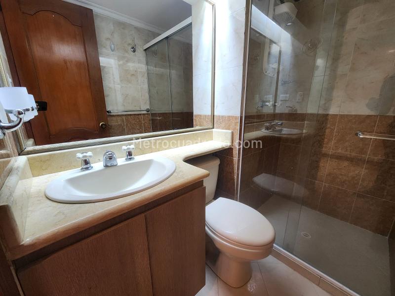 3BR Apartment with Great Location in Laureles - 6