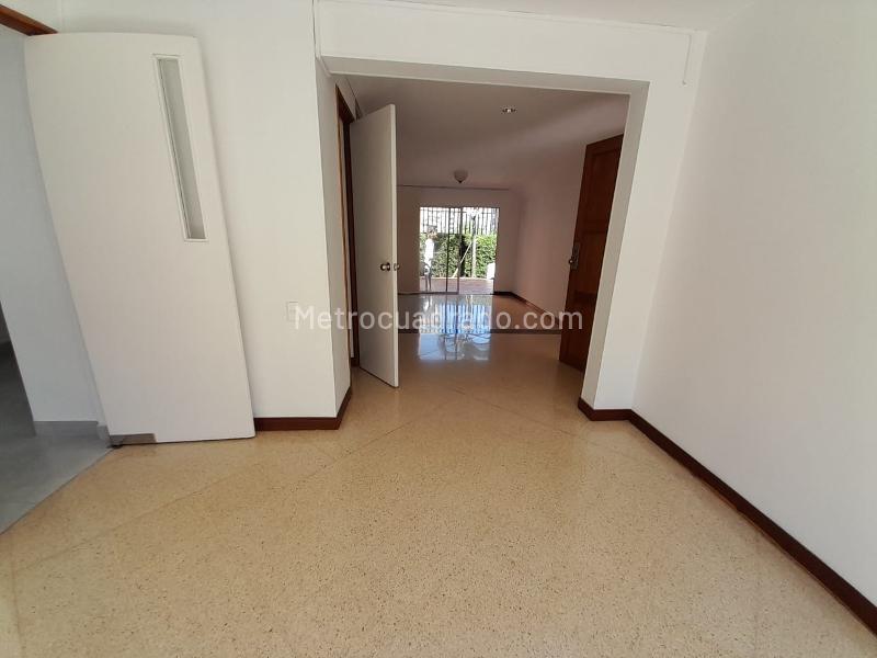 Casa en Arriendo, Los Balsos 1, Medellín