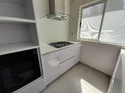 Casa de 3 alcobas en arriendo en Los Balsos 1, Medellín, 273 m² · foto 5 de 15