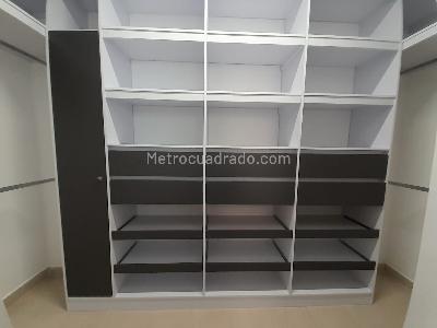Casa de 3 alcobas en arriendo en Los Balsos 1, Medellín, 273 m² · foto 15 de 15