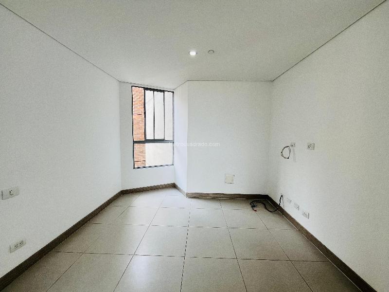 3BR Apartment in Loma Del Escobero (140 m²) - 2