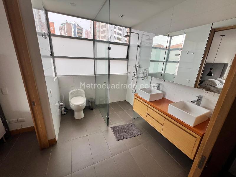 Apartamento Moderno de 2 Alcobas Cerca a El Poblado - 9