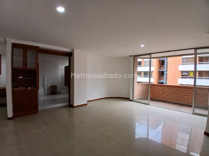 Cozy 2BR Apartment in Laureles - 5