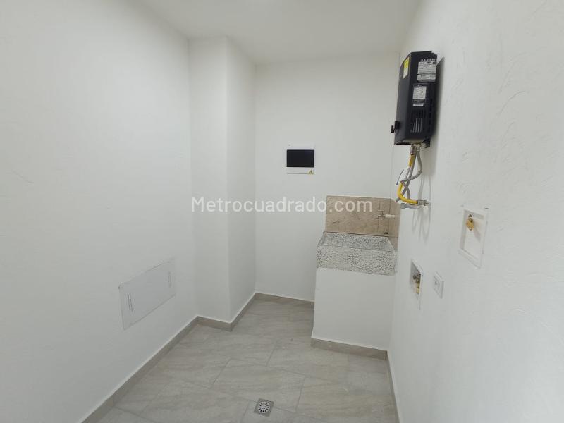 Apartamento de 2 Alcobas en Cristo Rey - 4