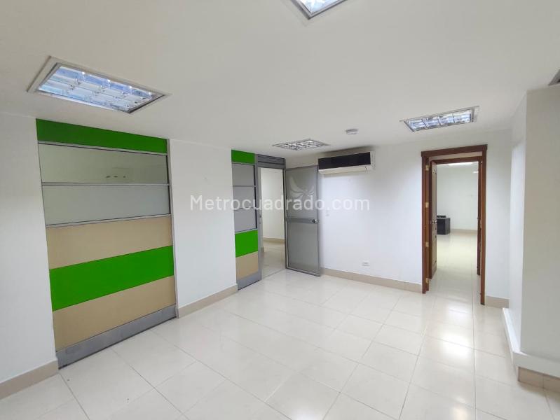 Local Comercial en Arriendo, Centro, Pereira - Más