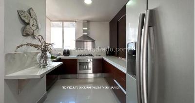 Apartamento de 3 alcobas en arriendo en Loma De Los Parra, Medellín, 178 m² · foto 1 de 14