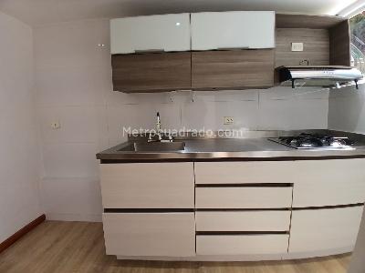 Apartamento de 1 alcoba en arriendo en Loma De La Esmeralda, Envigado, 48 m² · foto 3 de 12