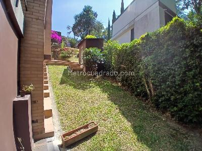 Apartamento de 1 alcoba en arriendo en Loma De La Esmeralda, Envigado, 48 m² · foto 9 de 12