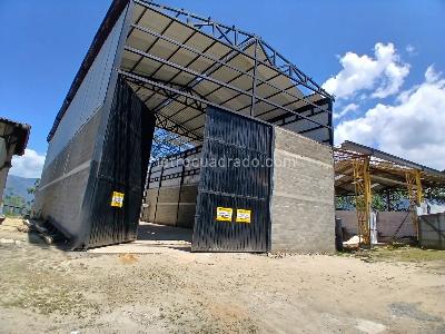 Warehouse for rent in Bello, Bello
