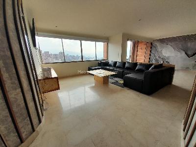 Apartamento en arriendo en Lalinde, Medellín · foto 2 de 16