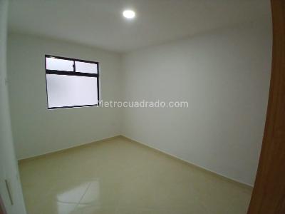 Apartamento en venta en Pilsen, Itagüí · foto 5 de 10
