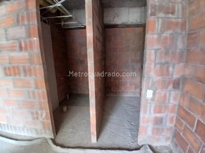 Apartamento de 2 alcobas en venta en Loma De San Jose, Sabaneta, 72 m² · foto 5 de 7