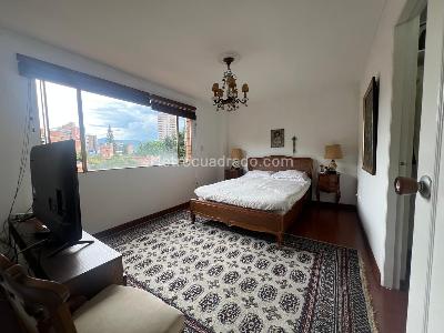 Apartamento en venta en El Poblado, Medellín · foto 3 de 12