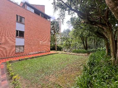 Apartamento en venta en El Poblado, Medellín · foto 12 de 12