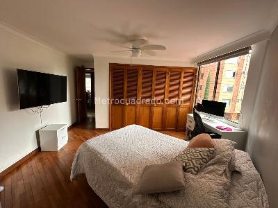 Apartamento de 3 alcobas en venta en El Tesoro, Medellín, 165 m² · foto 5 de 11