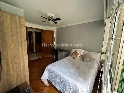 Apartamento de 3 alcobas en venta en El Tesoro, Medellín, 165 m² · foto 7 de 11