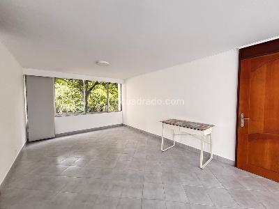 Apartamento de 3 alcobas en venta en Patio Bonito, Medellín, 147 m² · foto 4 de 10