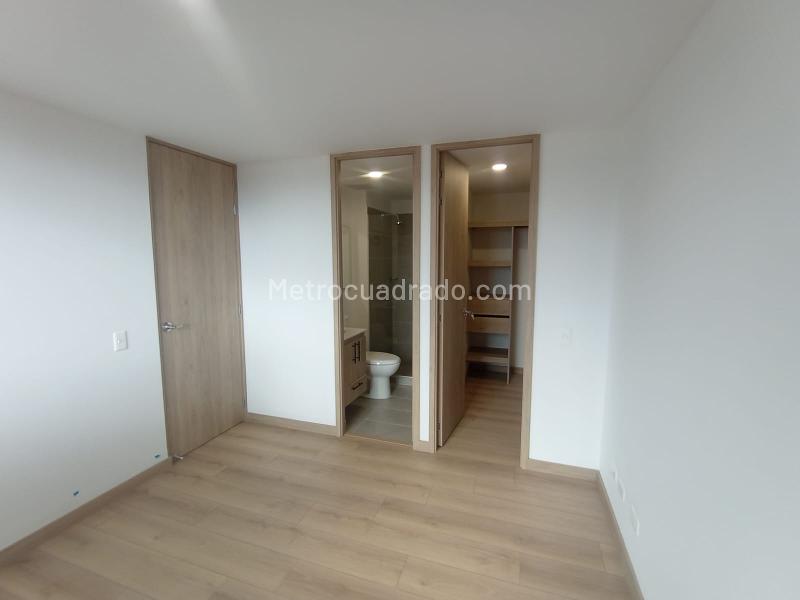 Apartamento en Arriendo, San Antonio De Pereira, Rionegro - 2