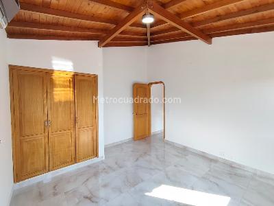 Casa de 3 alcobas en venta en Pueblito Cafetero, Pereira, 805 m² · foto 5 de 20