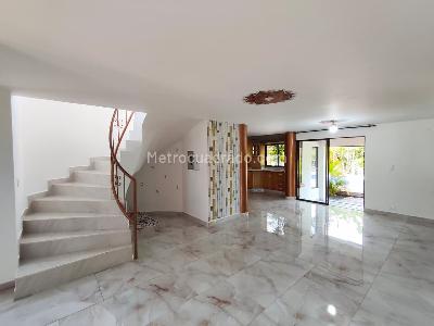Casa de 3 alcobas en venta en Pueblito Cafetero, Pereira, 805 m² · foto 8 de 20